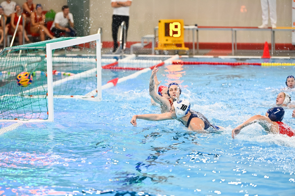 Вторая победа «Евразии» над «Динамо-Уралочка»: как первоуральские ватерполистки взяли реванш в зрелищном матче |  Ватерполистки «Евразии» одержали вторую победу над златоустовским клубом