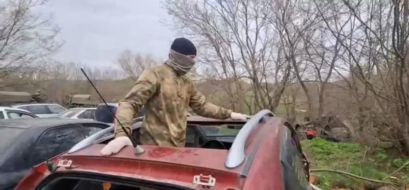 Уральский фонд «Ветераны СВО и КТО» отправил 16 конфискованных автомобилей для нужд фронта | Свердловский фонд «Ветераны СВО и КТО» отправил на фронт партию конфискованных машин Уральский фонд «Ветераны СВО и КТО» отправил 16 конфискованных автомобилей для нужд фронта | Свердловский фонд «Ветераны СВО и КТО» отправил на фронт партию конфискованных машин