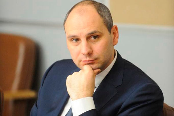 «Быстрой смены членов правительства ждать не нужно»: Денис Паслер ответил на вопросы по управлению регионом | Глава Свердловской области Денис Паслер рассказал о планах по смене членов правительства