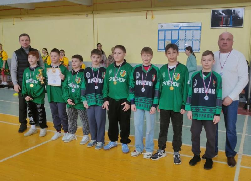 Около 20 команд боролись за победу в первоуральском турнире «Плетеный мяч»  | В Первоуральске прошел турнир «Плетеный мяч» среди юных спортсменов 