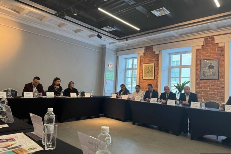 Миллион рублей направят на поддержку фестиваля трубочек в Первоуральске | На Урале по миллиону рублей в качестве гранта получат три проекта 