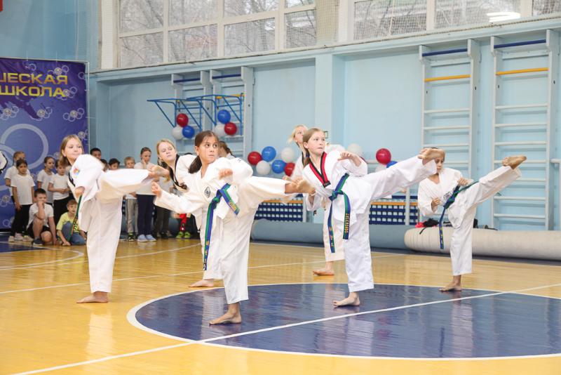 В спортивной школе Первоуральска отметили День тренера | В Первоуральске отметили День тренера