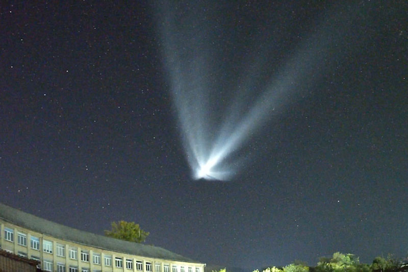 Ракета «Союз-2.1б» с биоспутником «Бион-М» пролетела над Первоуральском | Жители Первоуральска увидели запуск ракеты, которая вывела в космос 75 мышей Ракета «Союз-2.1б» с биоспутником «Бион-М» пролетела над Первоуральском | Жители Первоуральска увидели запуск ракеты, которая вывела в космос 75 мышей