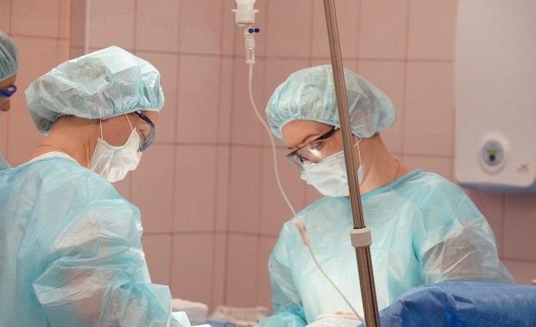 Специалисты из Екатеринбурга впервые в России внедрили электронную систему подготовки перед акушерскими операциями | Свердловские специалисты первыми в России внедрили электронную систему предоперационной подготовки