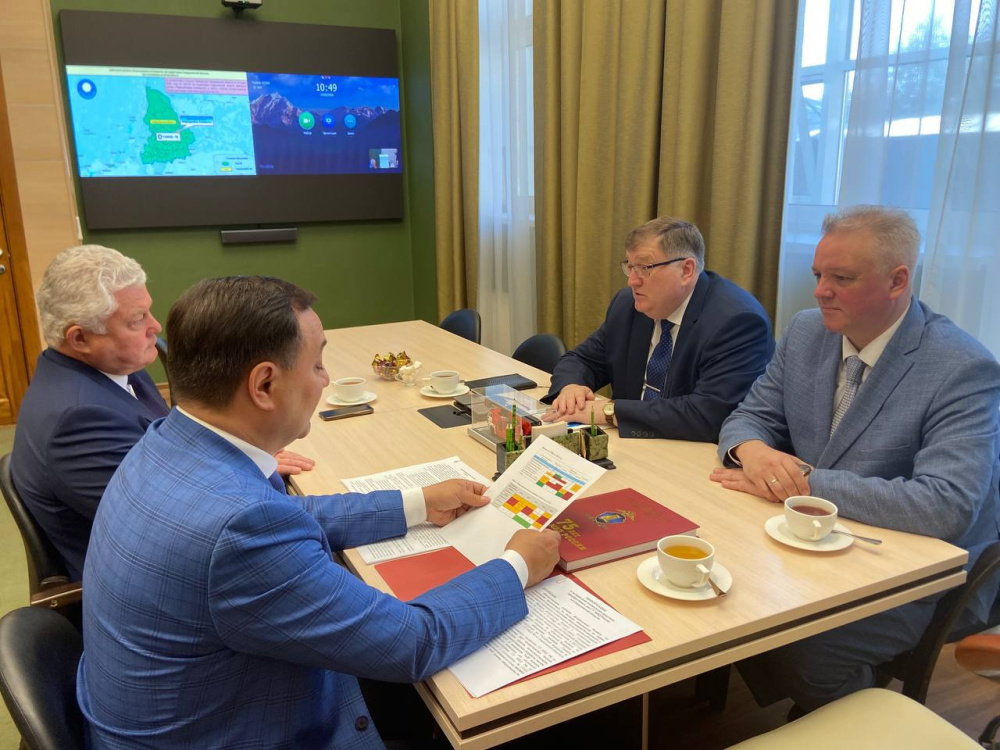 Делегация ВНИИ МВД России посетила с рабочим визитом свердловской главк МВД | Делегация ВНИИ МВД России посетила с рабочим визитом свердловской главк МВД Делегация ВНИИ МВД России посетила с рабочим визитом свердловской главк МВД | Делегация ВНИИ МВД России посетила с рабочим визитом свердловской главк МВД