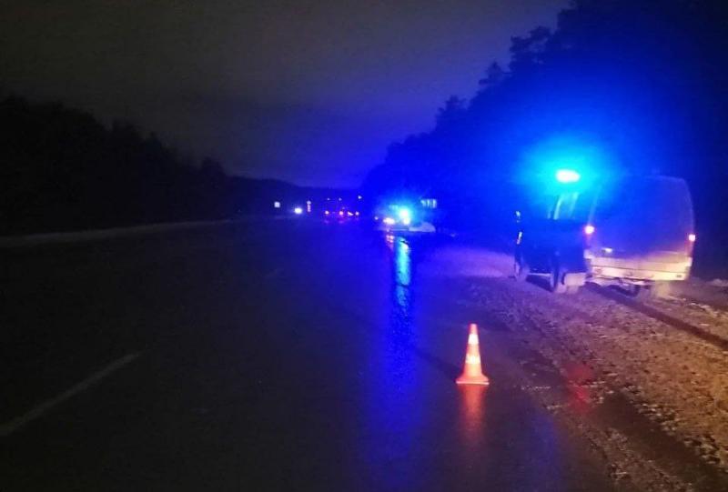 На Тюменском тракте водитель насмерть наехал на пешехода | На трассе «Екатеринбург – Тюмень» водитель наехал на женщину-пешехода На Тюменском тракте водитель насмерть наехал на пешехода | На трассе «Екатеринбург – Тюмень» водитель наехал на женщину-пешехода