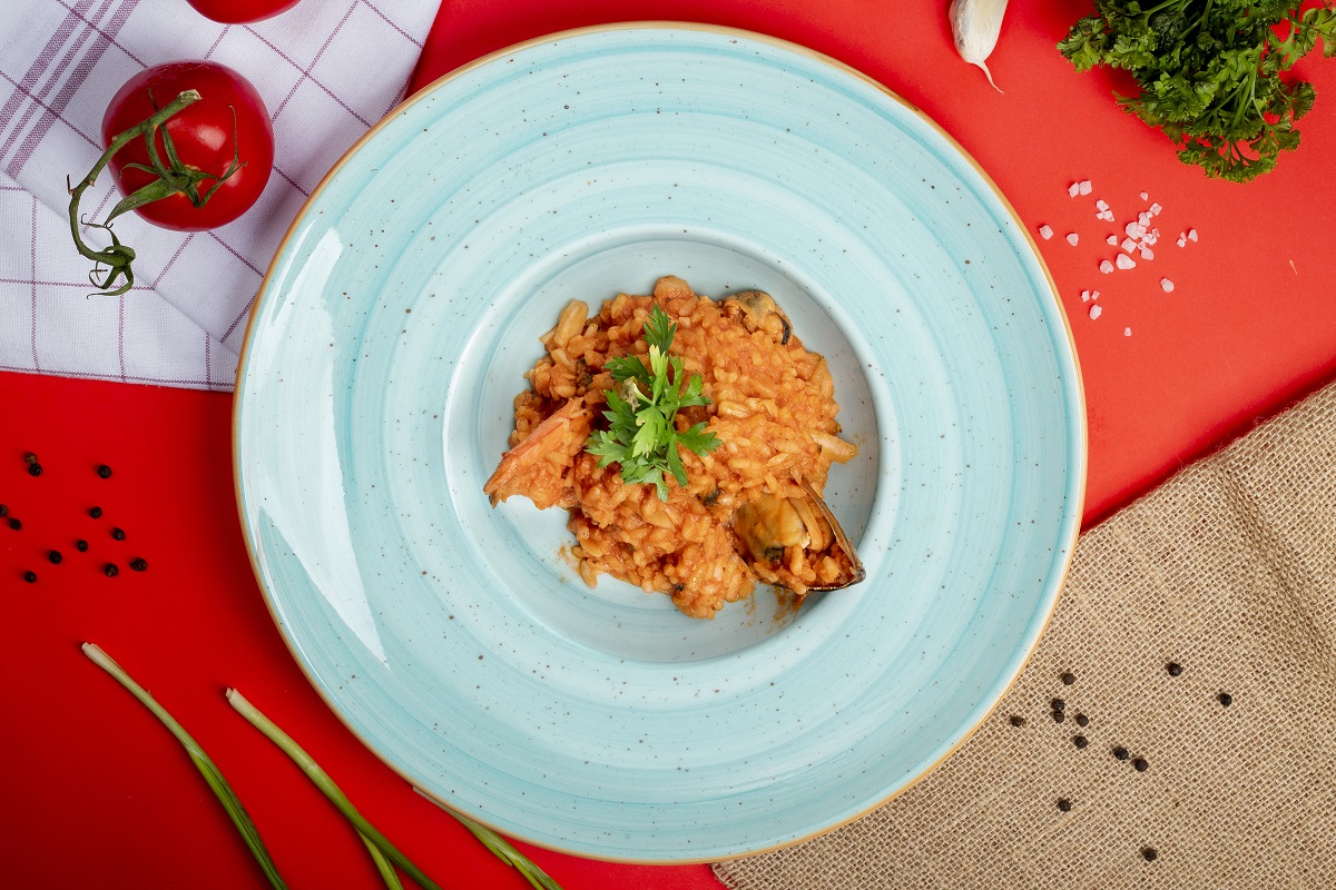 Экспресс-ужин, который выручает, когда на готовку нет ни минуты: всё в одной сковороде Экспресс-ужин, который выручает, когда на готовку нет ни минуты: всё в одной сковороде