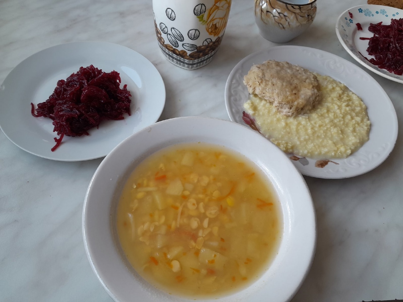 В больнице Первоуральска раскритиковали качество питания В больнице Первоуральска раскритиковали качество питания