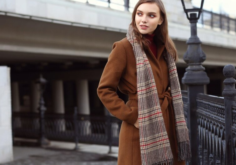 Почему весной нельзя выходить без шапки: эксперт предупредила о главных опасностях | Врач объяснила, почему важно носить головной убор весной Почему весной нельзя выходить без шапки: эксперт предупредила о главных опасностях | Врач объяснила, почему важно носить головной убор весной